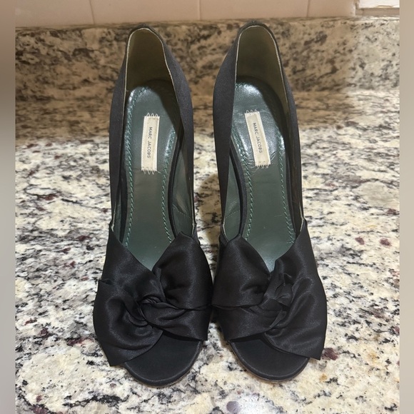 Marc Jacobs Satin Black High Heels 39